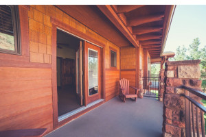 Cable Mountain Lodge